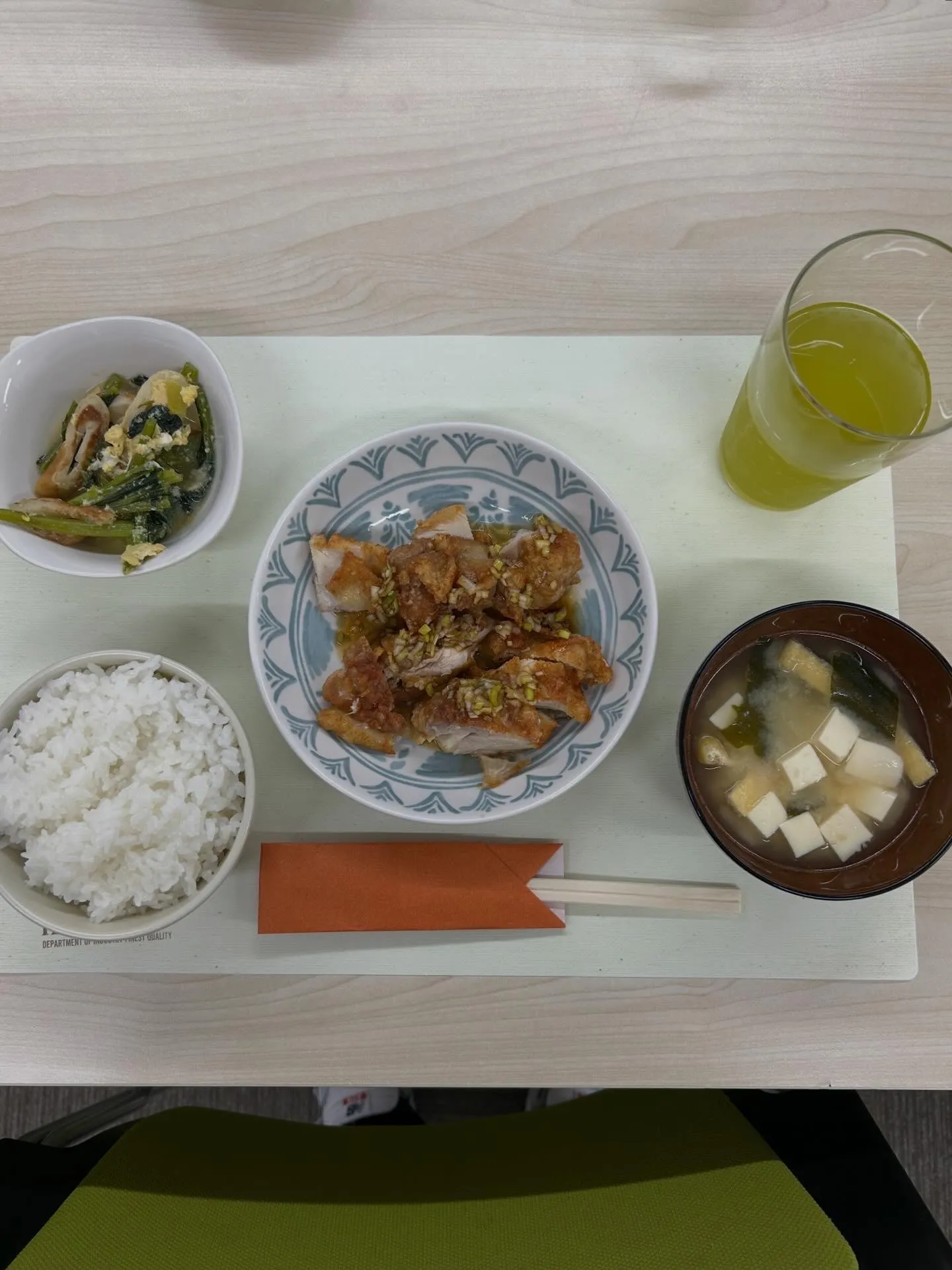 【本日のランチ|油淋鶏定食】